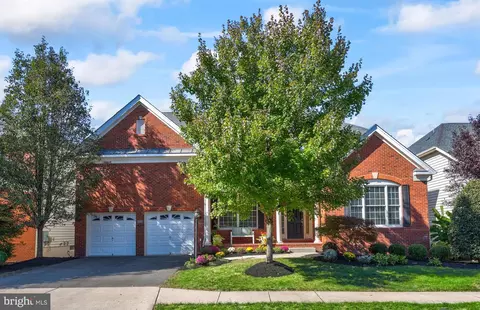 43321 Barnstead Dr, Ashburn, VA 20148