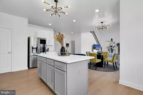Entry Way - 43321 Barnstead Dr, Ashburn, VA 20148 photo 3 of 15