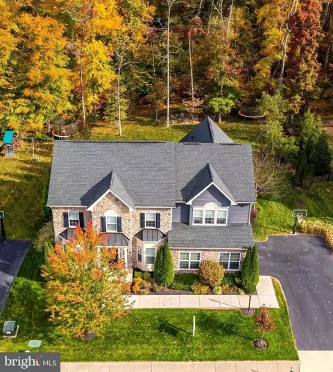 21102 Honeycreeper Pl, Leesburg, VA 20175