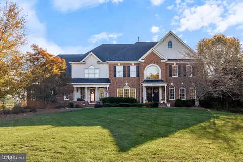 40661 Gemstone Ct, Leesburg, VA 20175