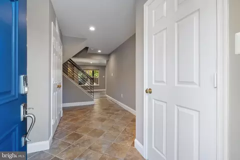 Entry Way - 20399 Volley Ter, Ashburn, VA 20147 photo 2 of 11