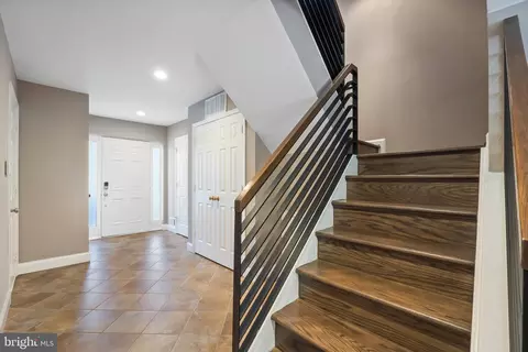 Entry Way - 20399 Volley Ter, Ashburn, VA 20147 photo 4 of 11