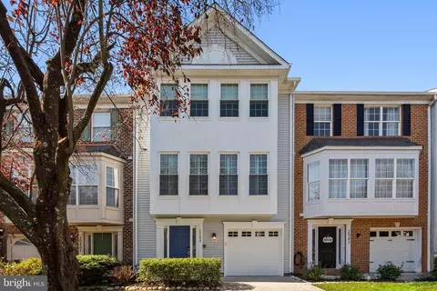 Exterior - 20399 Volley Ter, Ashburn, VA 20147 photo 2 of 13