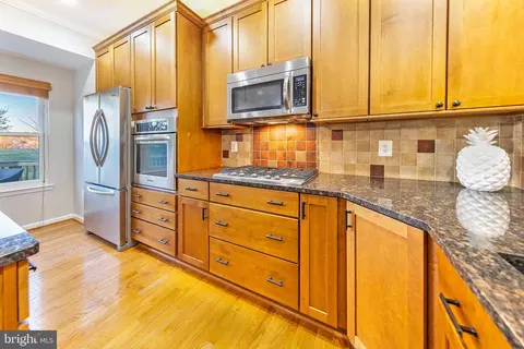 44110 Paget Ter, Ashburn, VA 20147 photo 7