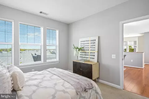 20600 Hope Spring Ter #404, Ashburn, VA 20147 photo 22