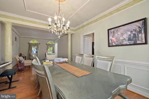 Dining - 47341 Middle Bluff Pl, Sterling, VA 20165 photo 3 of 3