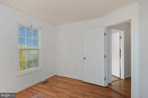 21012 Strawrick Ter, Ashburn, VA 20147 photo 23
