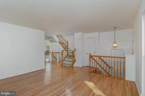 21012 Strawrick Ter, Ashburn, VA 20147 photo 5
