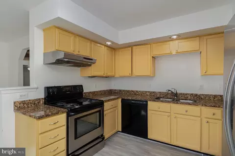 21012 Strawrick Ter, Ashburn, VA 20147 photo 12