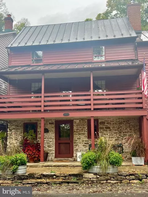40154 Main St, Waterford, VA 20197