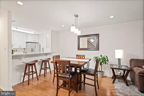 Dining - 1058 Warwick Ct, Sterling, VA 20164 photo 1 of 1