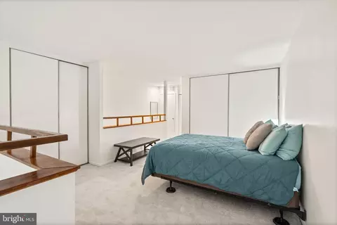 Bedroom - 1058 Warwick Ct, Sterling, VA 20164 photo 2 of 2
