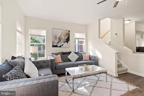 42491 Rockrose Sq, Brambleton, VA 20148