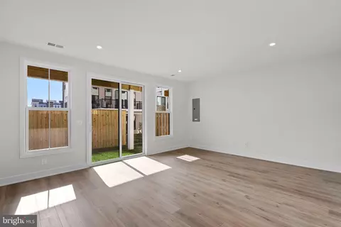 21724 Charing Cross Ter, Broadlands, VA 20148 photo 16