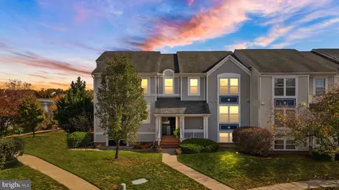 20594 Cornstalk Ter #102, Ashburn, VA 20147 photo 2
