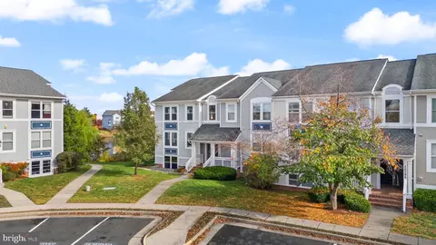 20594 Cornstalk Ter #102, Ashburn, VA 20147 photo 3