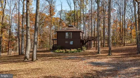 21319 Foxcroft Rd, Middleburg, VA 20117