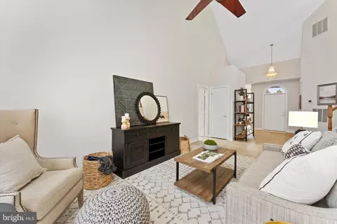20944 Cox Mills Ct, Ashburn, VA 20147 photo 11