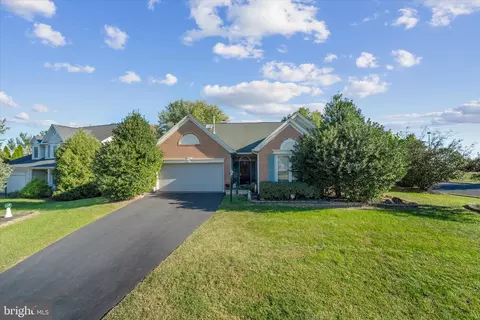 20944 Cox Mills Ct, Ashburn, VA 20147
