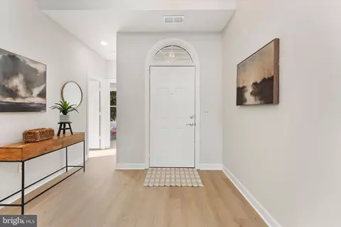 20944 Cox Mills Ct, Ashburn, VA 20147 photo 6