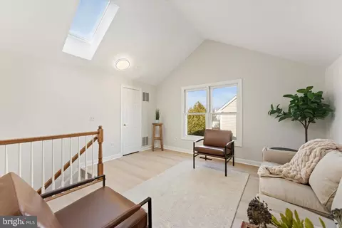 20944 Cox Mills Ct, Ashburn, VA 20147 photo 22