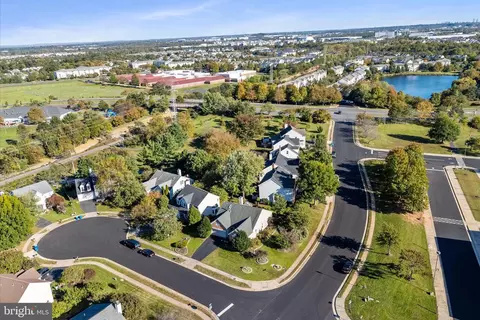 20944 Cox Mills Ct, Ashburn, VA 20147 photo 45