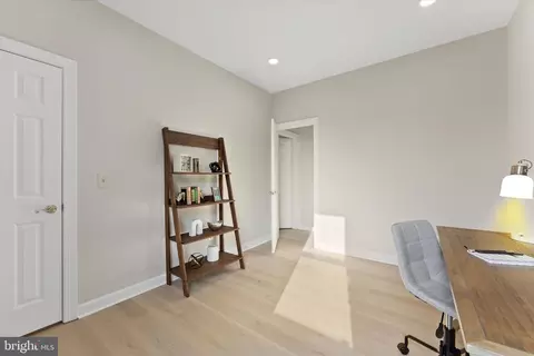 20944 Cox Mills Ct, Ashburn, VA 20147 photo 34