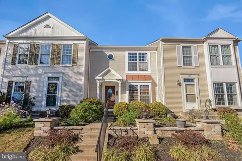 129 Carnaby Way NE, Leesburg, VA 20176