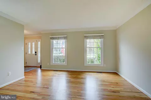 164 Applegate Dr, Sterling, VA 20164 photo 6