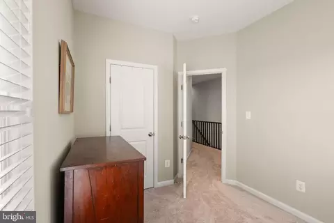 Entry Way - 20431 Codman Dr, Ashburn, VA 20147 photo 14 of 14