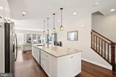 Entry Way - 20431 Codman Dr, Ashburn, VA 20147 photo 8 of 14