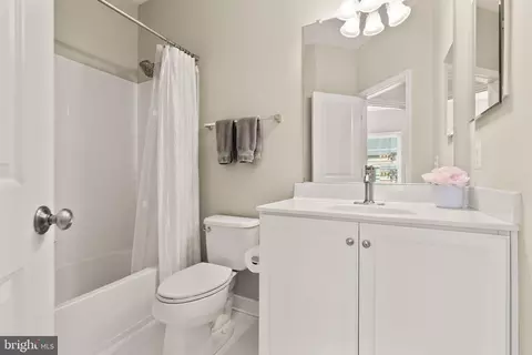 Bath - 20431 Codman Dr, Ashburn, VA 20147 photo 5 of 5