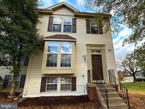 43508 Postrail Sq, Ashburn, VA 20147