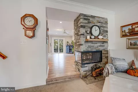 43533 Postrail Sq, Ashburn, VA 20147 photo 13