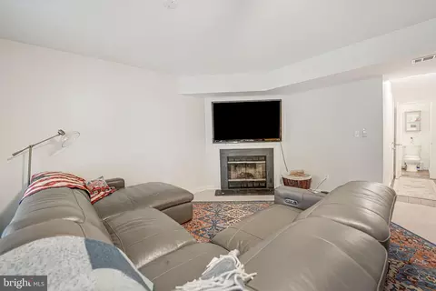 43533 Postrail Sq, Ashburn, VA 20147 photo 41