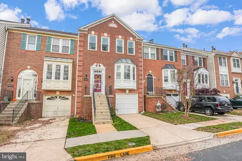 43533 Postrail Sq, Ashburn, VA 20147 photo 2