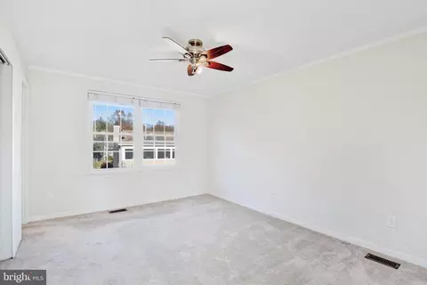 30 Brinks Ct, Sterling, VA 20165 photo 18