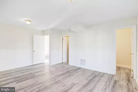 30 Brinks Ct, Sterling, VA 20165 photo 7