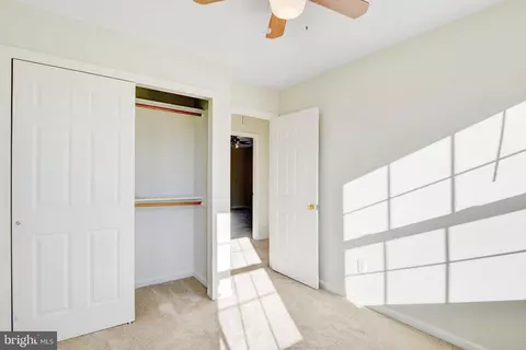 30 Brinks Ct, Sterling, VA 20165 photo 17