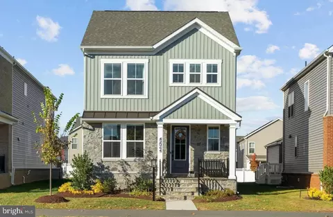 42064 Creighton Rd, Brambleton, VA 20148