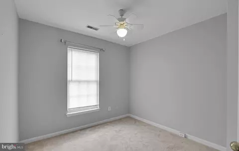 43450 Katling Sq, Chantilly, VA 20152 photo 13
