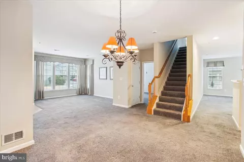 43111 Old Gallivan Ter, Ashburn, VA 20147 photo 8