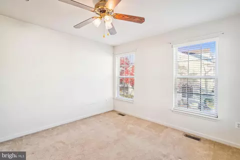 43111 Old Gallivan Ter, Ashburn, VA 20147 photo 31
