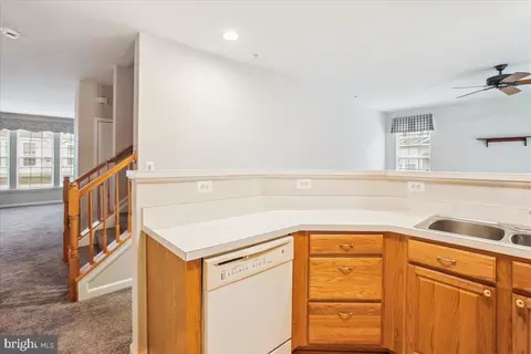 43111 Old Gallivan Ter, Ashburn, VA 20147 photo 16