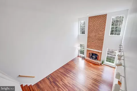 20935 Gardengate Cir, Ashburn, VA 20147 photo 23