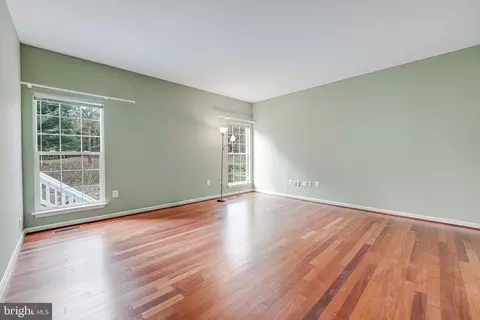 20935 Gardengate Cir, Ashburn, VA 20147 photo 17