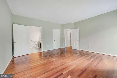 20935 Gardengate Cir, Ashburn, VA 20147 photo 18