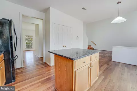 20935 Gardengate Cir, Ashburn, VA 20147 photo 14