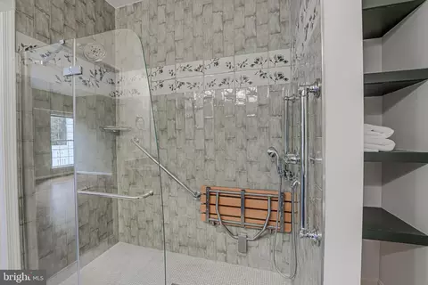 20935 Gardengate Cir, Ashburn, VA 20147 photo 21