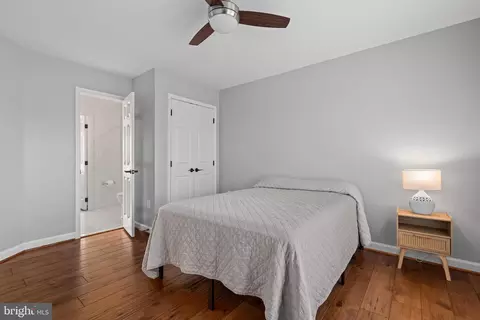 43332 Clarecastle Dr, Chantilly, VA 20152 photo 32